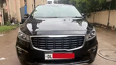 Used Kia Carnival Limousine 7 STR in Delhi
