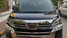 Used Toyota Vellfire Executive Lounge in Mumbai