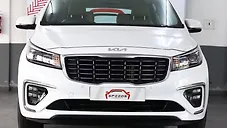 Used Kia Carnival Limousine Plus 7 STR in Hyderabad