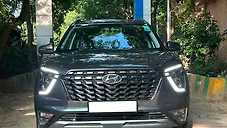 Used Hyundai Alcazar Signature (O) 6 STR 2.0 Petrol AT Dual Tone in Delhi