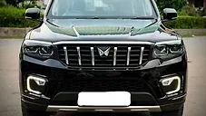 Used Mahindra Scorpio N Z8 Petrol MT 7 STR [2022] in Delhi