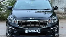 Used Kia Carnival Limousine 7 STR in Noida