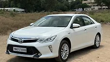 Used Toyota Camry Hybrid in Pune