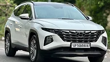Used Hyundai Tucson Signature 2.0 AT Petrol Dual Tone in Delhi