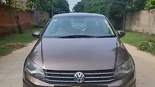 Used Volkswagen Vento Highline 1.6 (P) in Agra