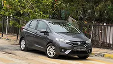 Used Honda Jazz V AT Petrol in Mumbai