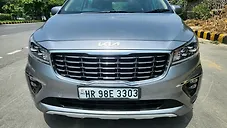 Used Kia Carnival Limousine Plus 7 STR in Delhi
