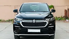 Used Maruti Suzuki Invicto Alpha Plus Hybrid (Electric + Petrol) Automatic 7 STR in Vadodara