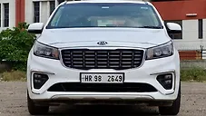 Used Kia Carnival Limousine 7 STR in Delhi