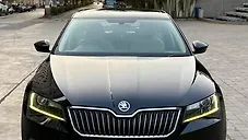Used Skoda Superb L&K TDI AT in Surat