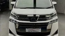 Used Toyota Vellfire Executive Lounge in Delhi