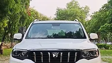 Used Mahindra Scorpio N Z8 Petrol MT 7 STR [2022] in Delhi