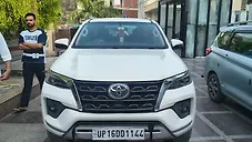 Used Toyota Fortuner 4X4 AT 2.8 Diesel in Delhi