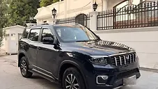 Used Mahindra Scorpio N Z8 T 2WD Diesel 2.2L Turbo Automatic 7 STR [2025-2026] in Delhi