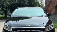 Used Kia Carnival Limousine Plus 7 STR in Delhi