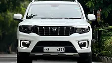 Used Mahindra Scorpio N Z8 S 2WD Petrol 2.0L Turbo Automatic 7 STR [20224-2016] in Delhi