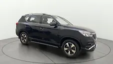 Used Mahindra Alturas G4 4WD AT in Hyderabad