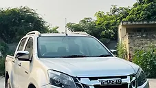 Used Isuzu D-Max V-Cross High in Delhi