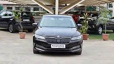 Used Skoda Superb L&K AT in Delhi