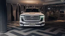 Used Toyota Land Cruiser 300 in Delhi