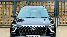 Used Hyundai Alcazar Signature (O) 6 STR 2.0 Petrol AT in Ahmedabad