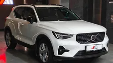 Used Volvo XC40 B4 Ultimate [2022-2023] in Ahmedabad