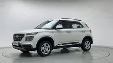 Used Hyundai Venue S 1.2 Petrol in Delhi