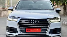 Used Audi Q7 45 TDI Technology Pack in Delhi
