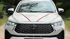 Used Toyota Innova Hycross VX (O) Hybrid (Electric + Petrol) Automatic (e-CVT) 7 STR Platinum White Pearl in Delhi