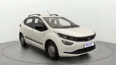 Used Tata Altroz XT i-Turbo Petrol in Lucknow