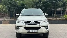 Used Toyota Fortuner 2.8 4x4 MT in Lucknow