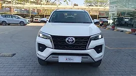 Used Toyota Fortuner 4x4 4WD Diesel 2.8L Turbo 6 Speed Manual Cars