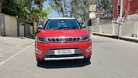 Mahindra XUV300 1.2 W8 (O) [2019-2019]