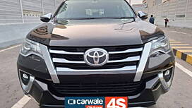 Used Toyota Fortuner 2.8 4x4 MT [2016-2020]