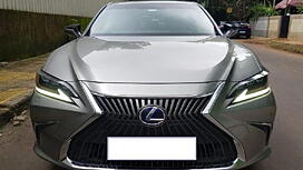 Lexus ES 300h Luxury [2020-2021]