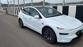 Used Tesla Model Y L Premium AWD 88.0 kWh Cars