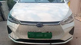 Used BYD e6 GL Cars