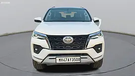 Used Toyota Fortuner 4X2 AT 2.8 Diesel Cars