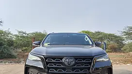 Used Toyota Fortuner 4X4 AT 2.8 Diesel Cars