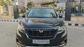 Used Mahindra XUV700 AX7 Luxury Pack Petrol AT 6 STR Cars