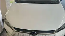 Used BYD e6 GL Cars