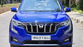 Used Mahindra XUV700 AX7 Petrol AT 7 STR Cars