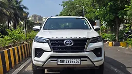 Used Toyota Fortuner 4X2 AT 2.8 Diesel Cars