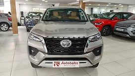 Used Toyota Fortuner 4X4 AT 2.8 Diesel Cars