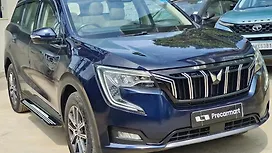 Used Mahindra XUV700 AX7 2WD Petrol 2.0L Turbo Automatic 7 STR Cars