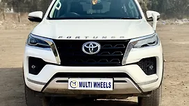 Used Toyota Fortuner 4x2 2WD Diesel 2.8L Turbo Automatic Cars