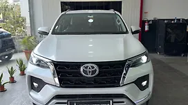 Used Toyota Fortuner 4X4 AT 2.8 Diesel Cars