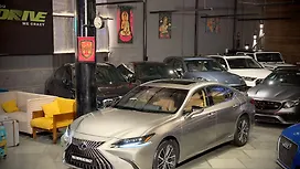 Used Lexus Old Generation ES 2018 300h Luxury Cars
