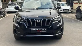 Used Mahindra Old Generation XUV700 AX 7 Petrol AT 7 STR [2023-2024] Cars