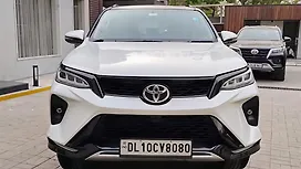 Used Toyota Fortuner Legender 2.8 4X4 AT Cars